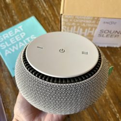 SNOOZ Smart White Noise Sound Machine